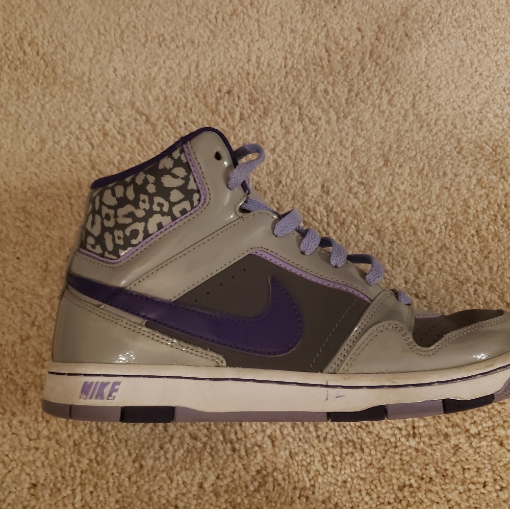 High top Nikes